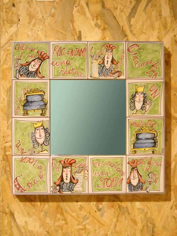9_Specchio_ceramica_decorata_mano_filastrocca_40 9_Specchio_ceramica_decorata_mano_filastrocca_40