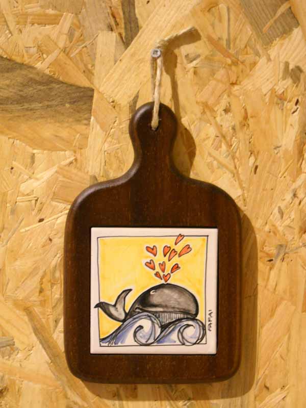 Tagliere_legno_maiolica_decorata_3